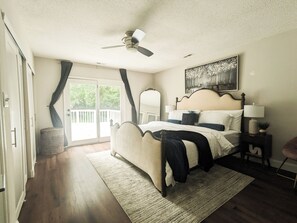 Unclassified image, 2 of 15, button