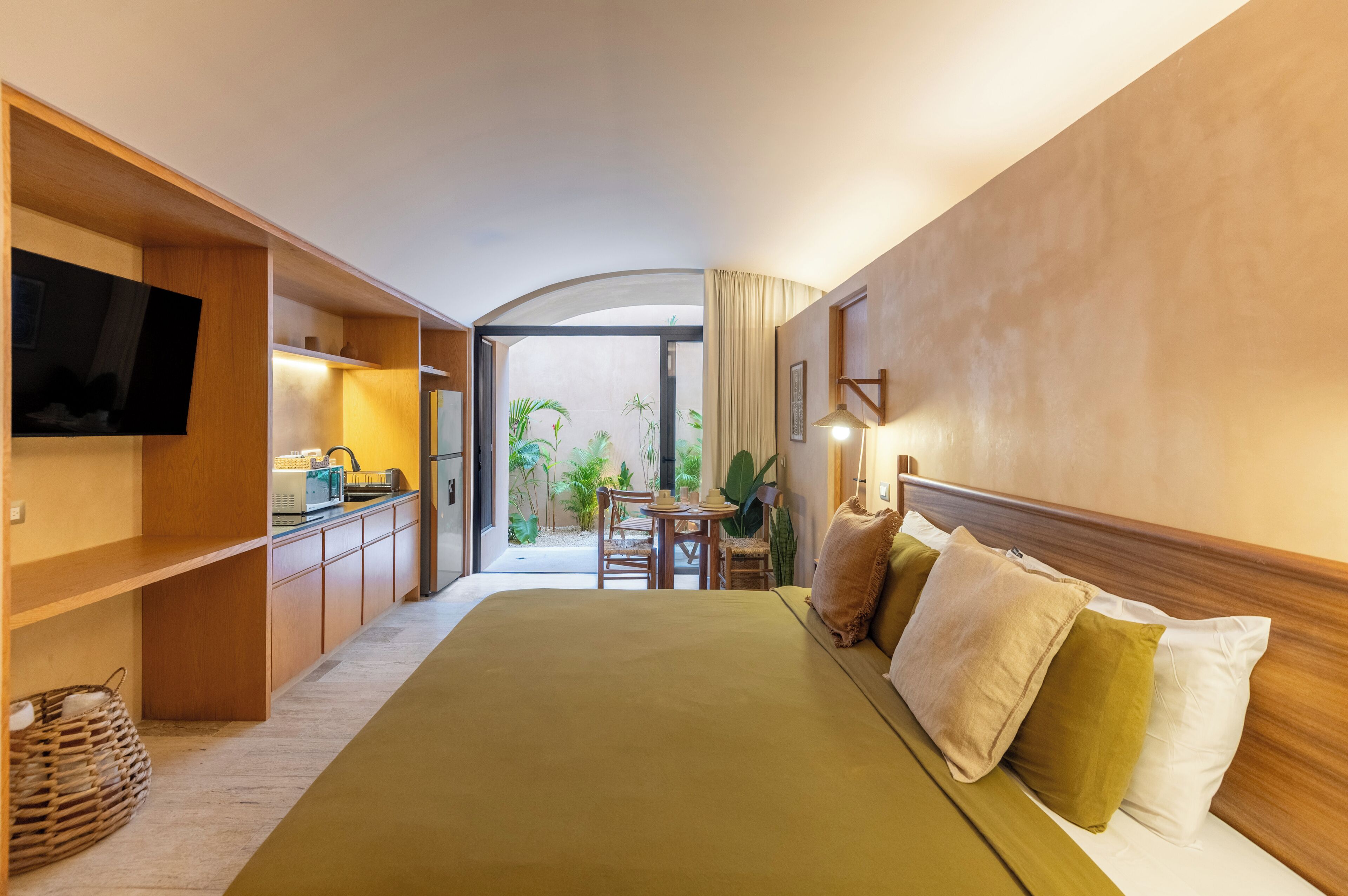 Panoramic-Apartment, 1 Schlafzimmer, Terrasse, Blick auf den Innenhof