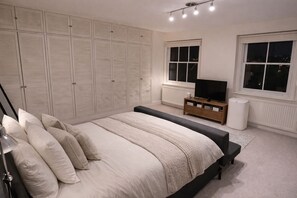 2 bedrooms, iron/ironing board, travel cot, WiFi - The Chelsea Ambassadorial Executive Residence (London)