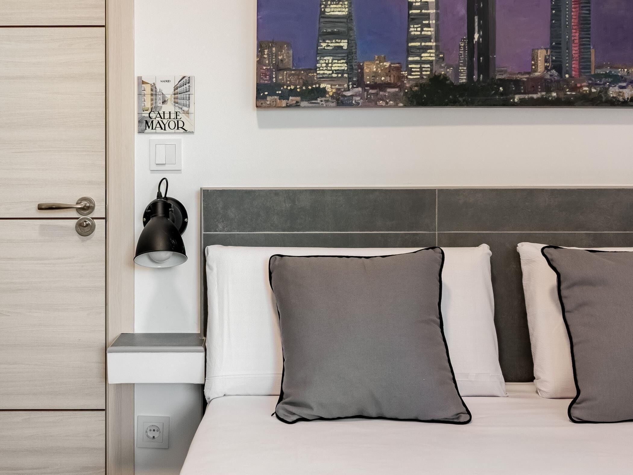 2 chambres, fer et planche à repasser, accès Internet