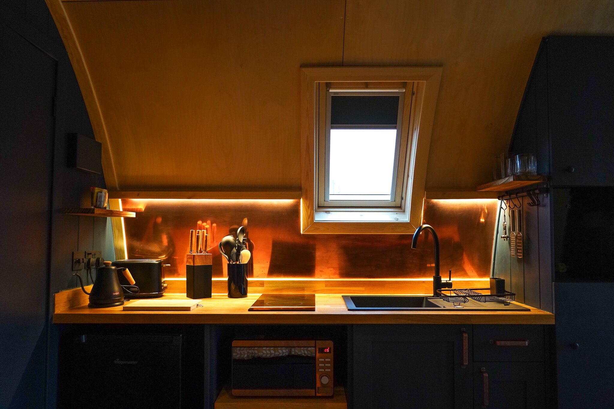 Fridge, microwave, stovetop, coffee/tea maker