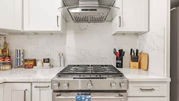 Macchina per tè/caffè, frigorifero, microonde, forno