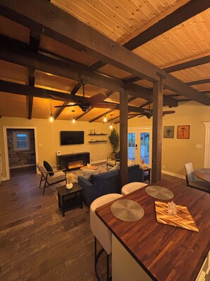 Interior - Waterfront Paradise! Cabin-Style Retreat on the River (Brazoria)