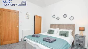 3 bedrooms, iron/ironing board, free WiFi