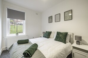 2 Schlafzimmer, Bügeleisen/Bügelbrett, kostenloses WLAN, Bettwäsche