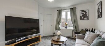 Bountrees Apartment  - sleeps 6 guests  in 2 bedrooms