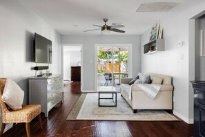 Smart TV, video games