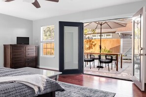 3 habitaciones, escritorio, tabla de planchar con plancha y wifi gratis 