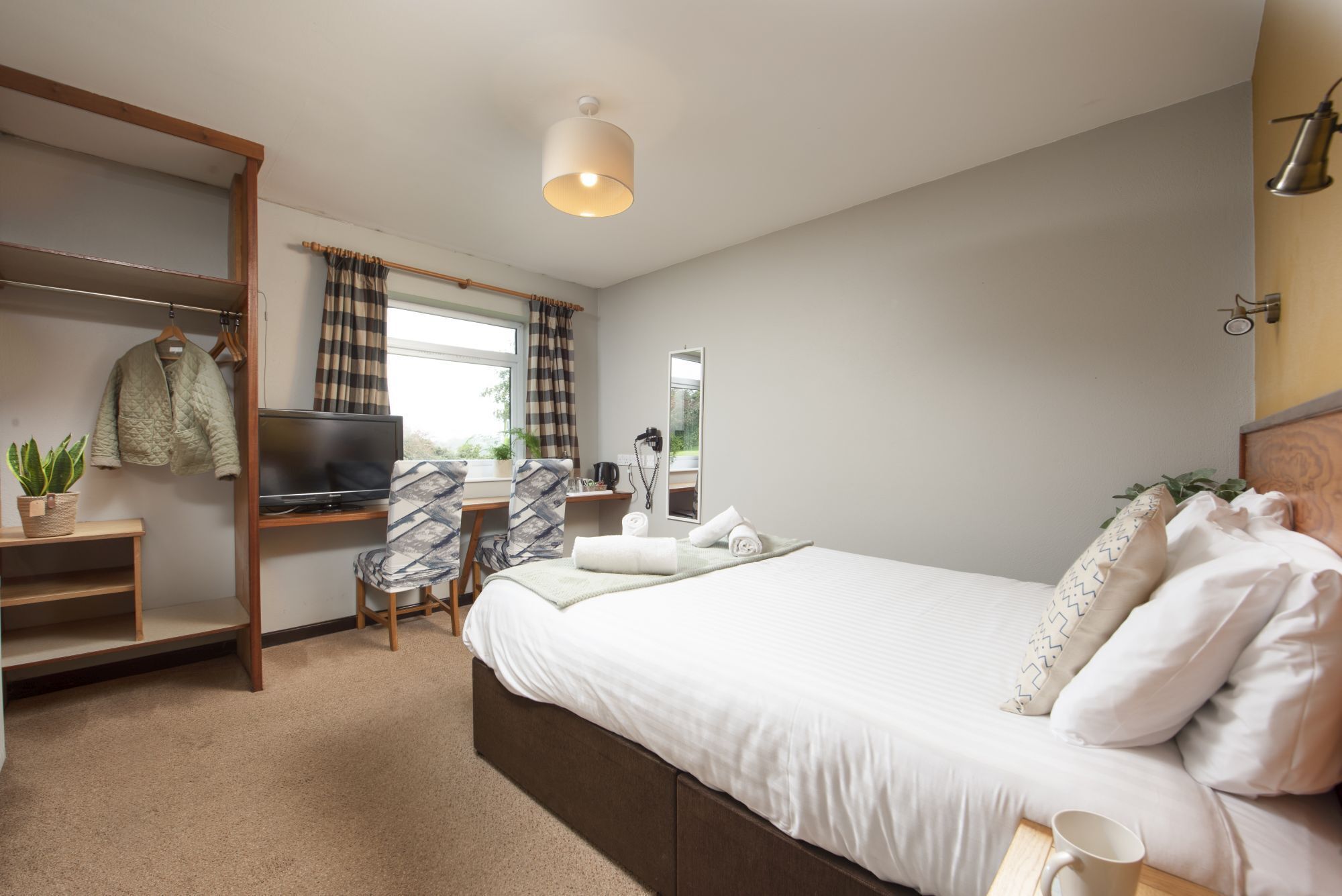 1 soveværelse, skrivebord, weekendseng, gratis Wi-Fi