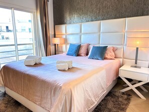 1 bedroom, in-room safe, iron/ironing board, free WiFi