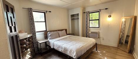 Wifi gratis y ropa de cama