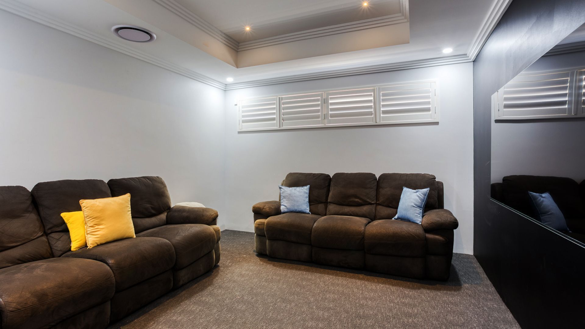 Estuary Views  Modern Holiday Home In Wonnerup - Peppermint Grove Beach