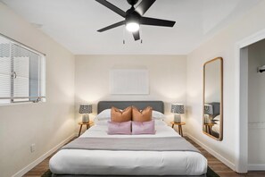 3 habitaciones, tabla de planchar con plancha y wifi gratis
