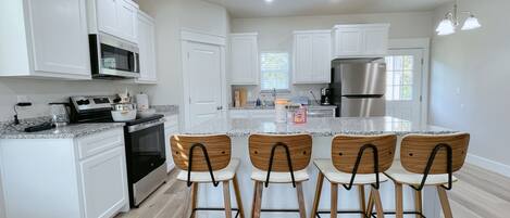 Microwave, oven, stovetop, dishwasher