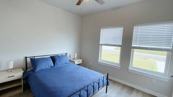 2 bedrooms, iron/ironing board, WiFi, bed sheets