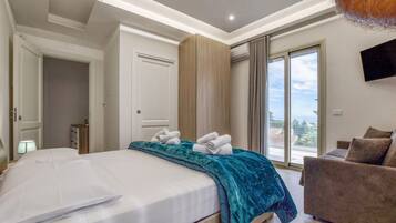 4 camere, culla da viaggio, Wi-Fi gratuito