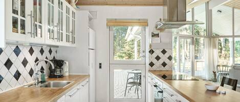 Refrigerador, placa de cocina, lavavajillas, cafetera/tetera