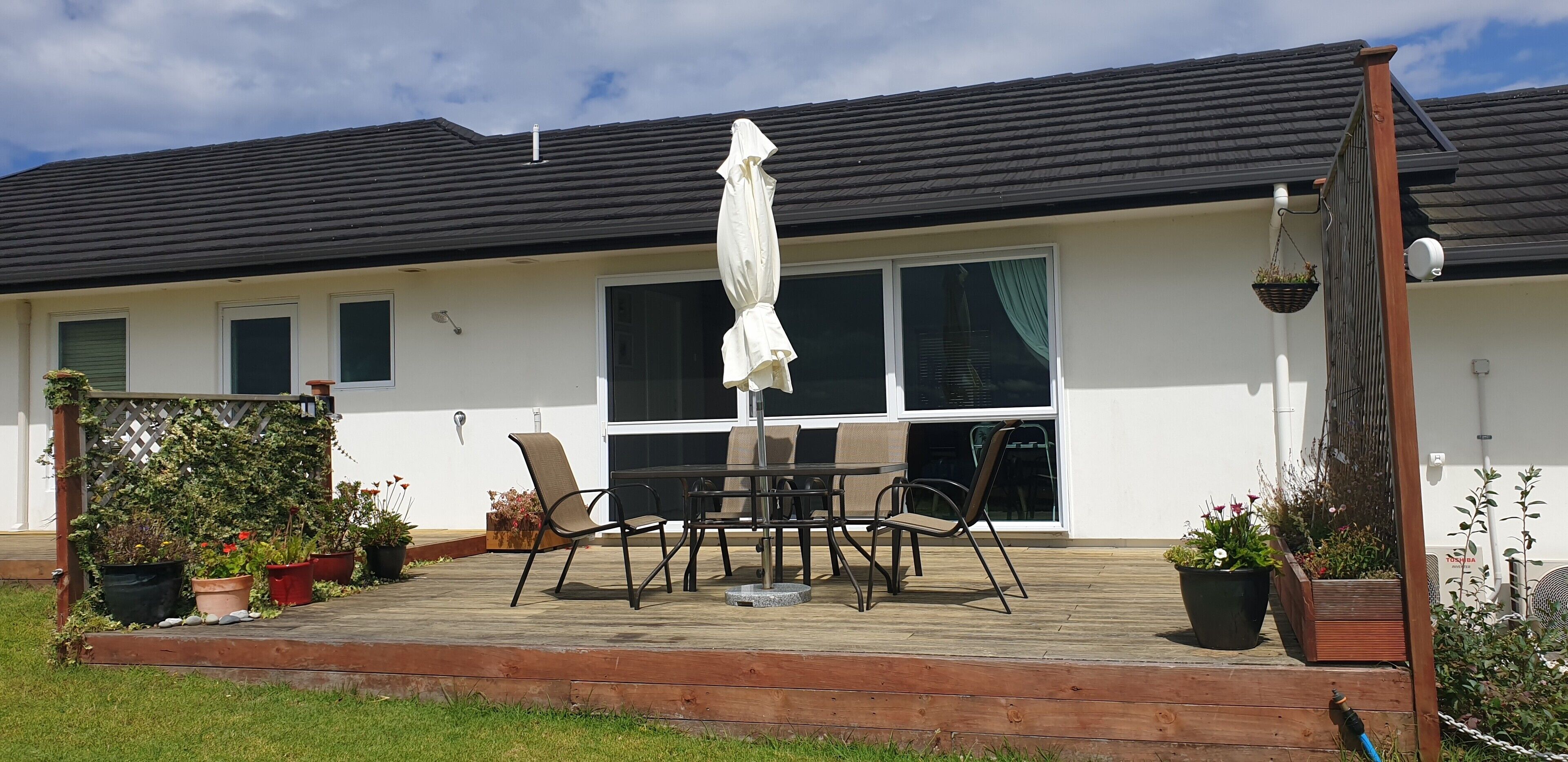 تناول الطعام بالخارج