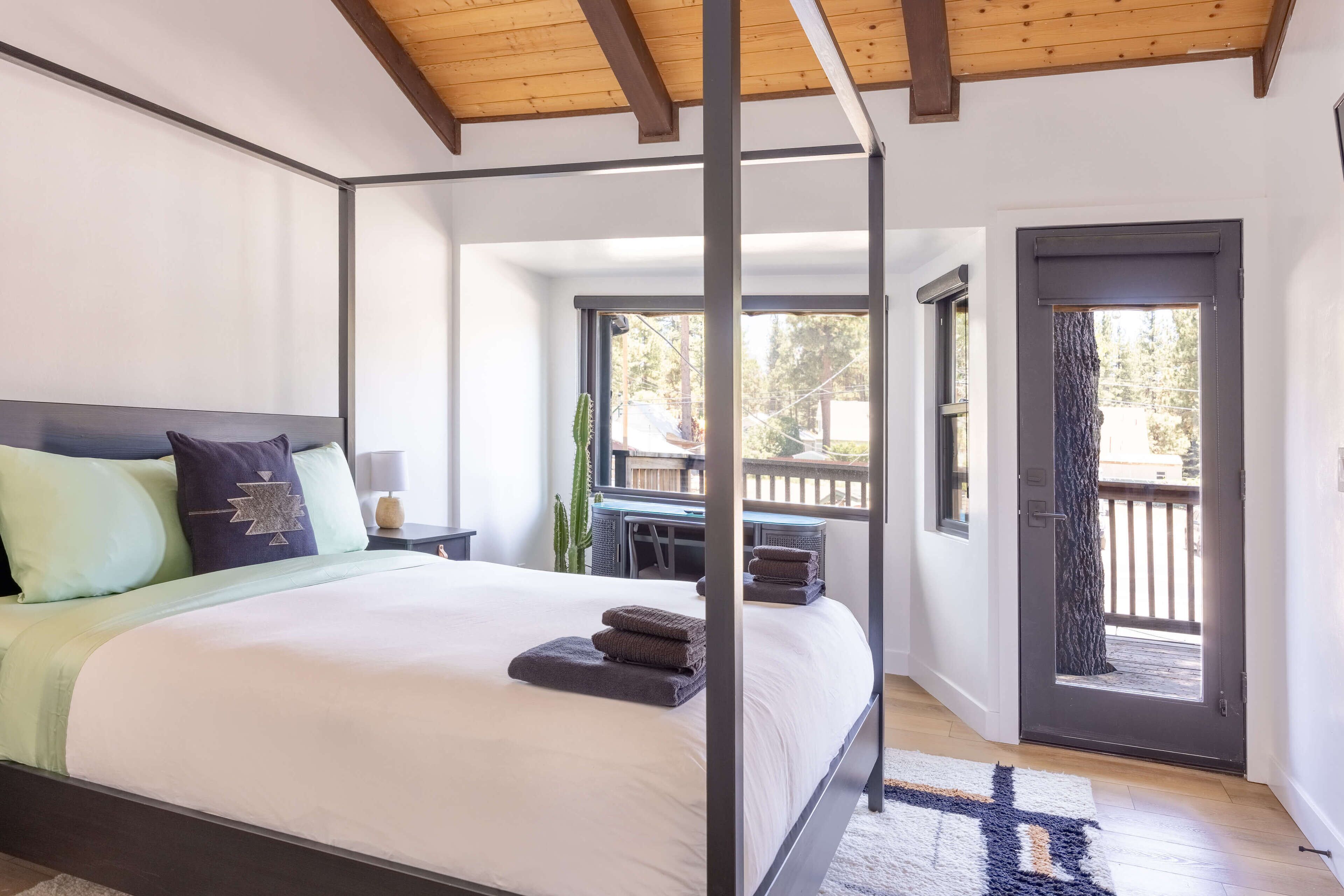 2 makuuhuonetta, Wi-Fi, vuodevaatteet