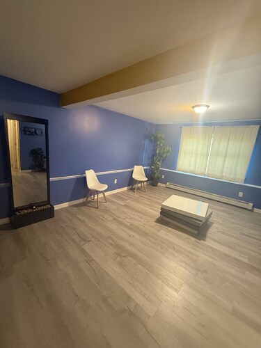 Charming bungalow in lovely Middletown NY