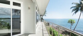Oceanfront Paradise: Breathtaking 3bd/2ba with Panoramic Views of Hilo Bay