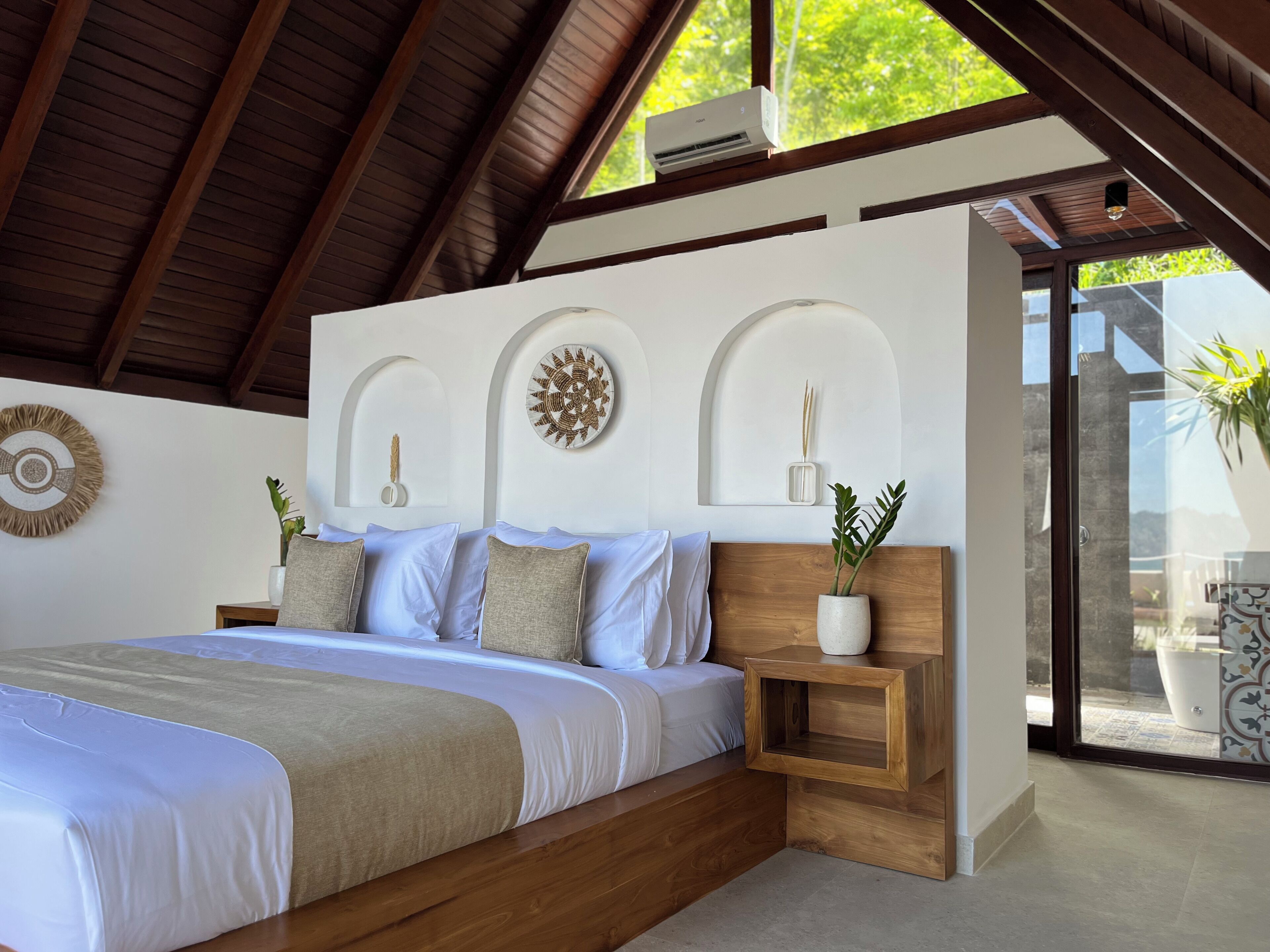 豪華雙人房, 山景 | 書桌、筆電工作空間