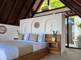 Deluxe Double Room, Mountain View | Desk, laptop workspace