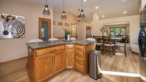 Interior - 4-bedroom townhome in a quiet, upscale neighborhood with a private deck and yard (Bismarck)