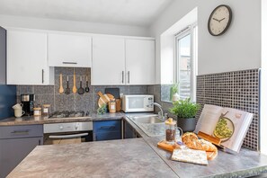 ميكروويف، فرن، موقد طهي مسطح