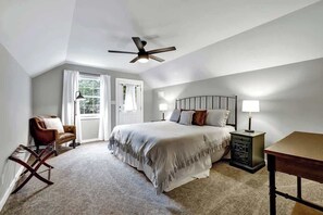 4 bedrooms, individually decorated, individually furnished, bed sheets