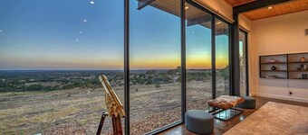 A Thousand Stars: Pool+hot Tub, Views