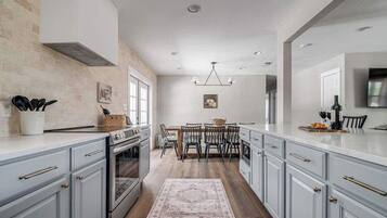 House, Multiple Beds, Pool Access, Pool View (108 Wisteria Dr) | Private kitchen