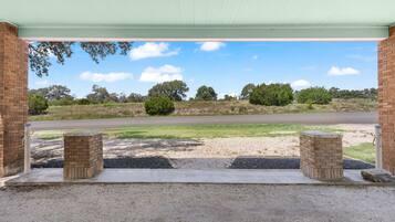 公寓, 1 張特大雙人床, 熱水浴缸 (1029 US 87 S) | 客房景觀