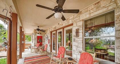 Hill Country Oasis-deck-bbq Grill-10 Min to Town!
