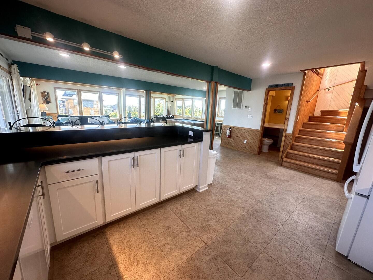 Mikrowelle, Ofen, Herdplatte, Geschirrspüler