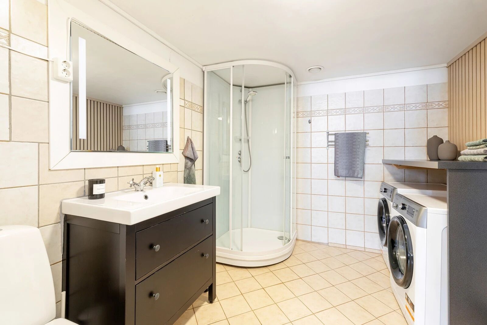 Hair dryer, towels, soap, toilet paper