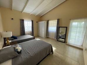 2 slaapkamers, een strijkplank/strijkijzer, wifi