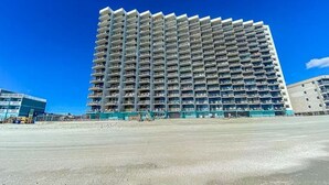 Unclassified image, 3 of 42, button - Royal Garden Resort 1514 (Murrells Inlet)