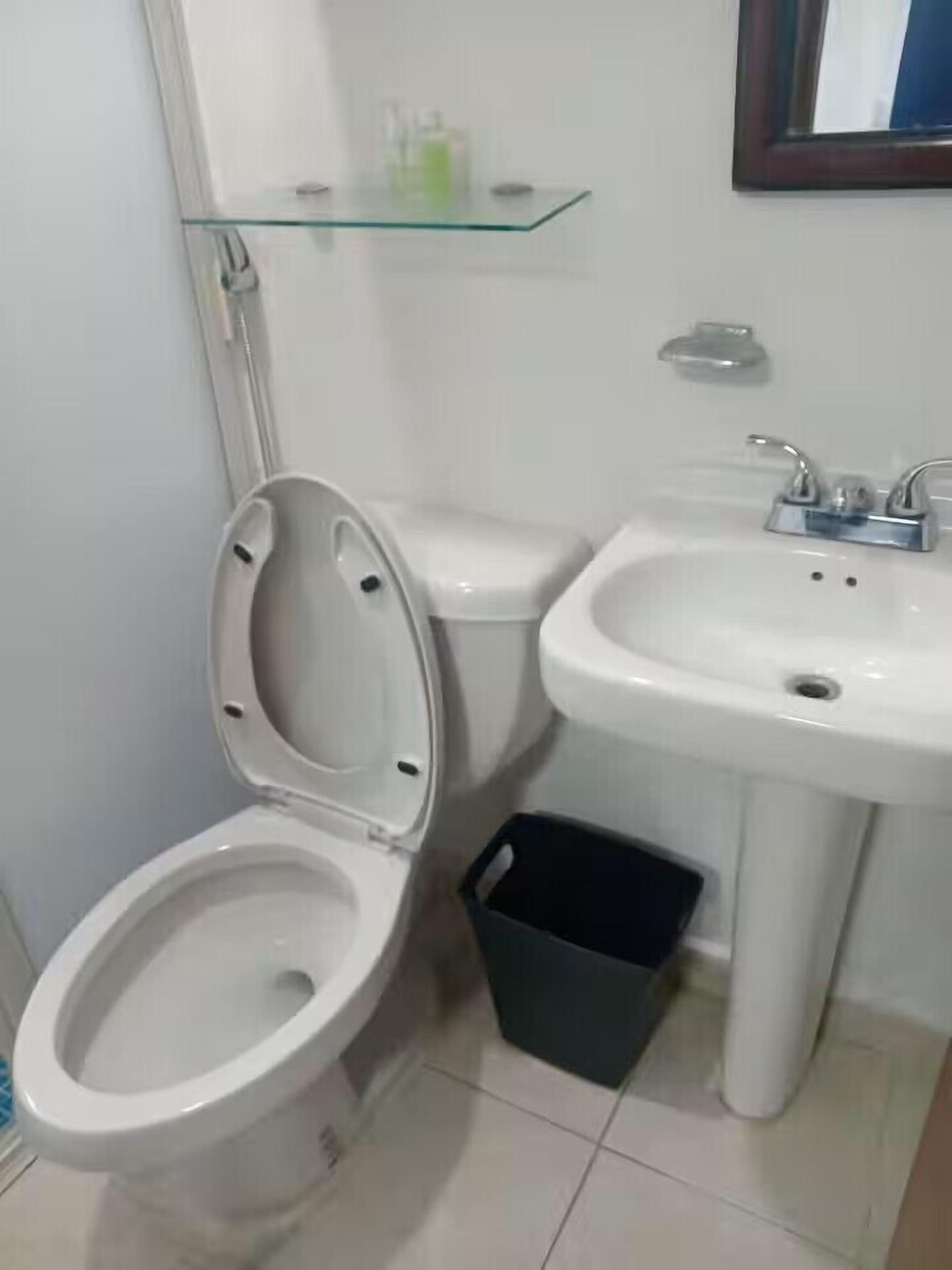 Comfort Room | Bathroom | Towels, soap, shampoo, toilet paper