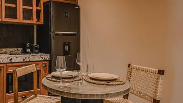 Microwave, stovetop