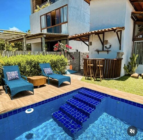 4-bedroom chalet in lovely Porto de Pedras with AC. STEPS FROM THE BEACH