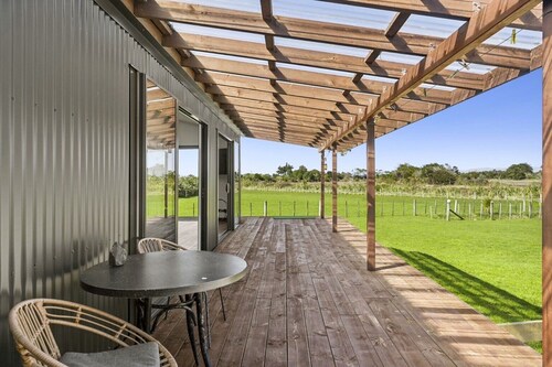 Private Pakawau Inlet house, stunning peaceful views surrounded by adventures