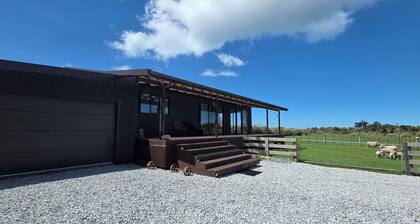 Private Pakawau Inlet house, stunning peaceful views surrounded by adventures