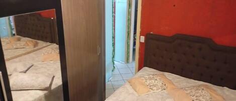 3 bedrooms, Internet, bed sheets