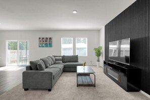 Smart TV, fireplace, table tennis