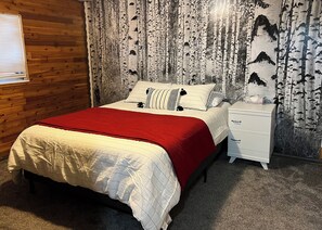 3 chambres, fer et planche à repasser, lit de bébé portatif