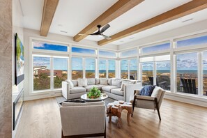 TV, fireplace, ping pong