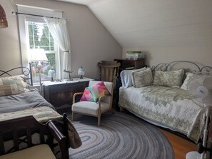 1 chambre, fer et planche à repasser, Wi-Fi, draps fournis