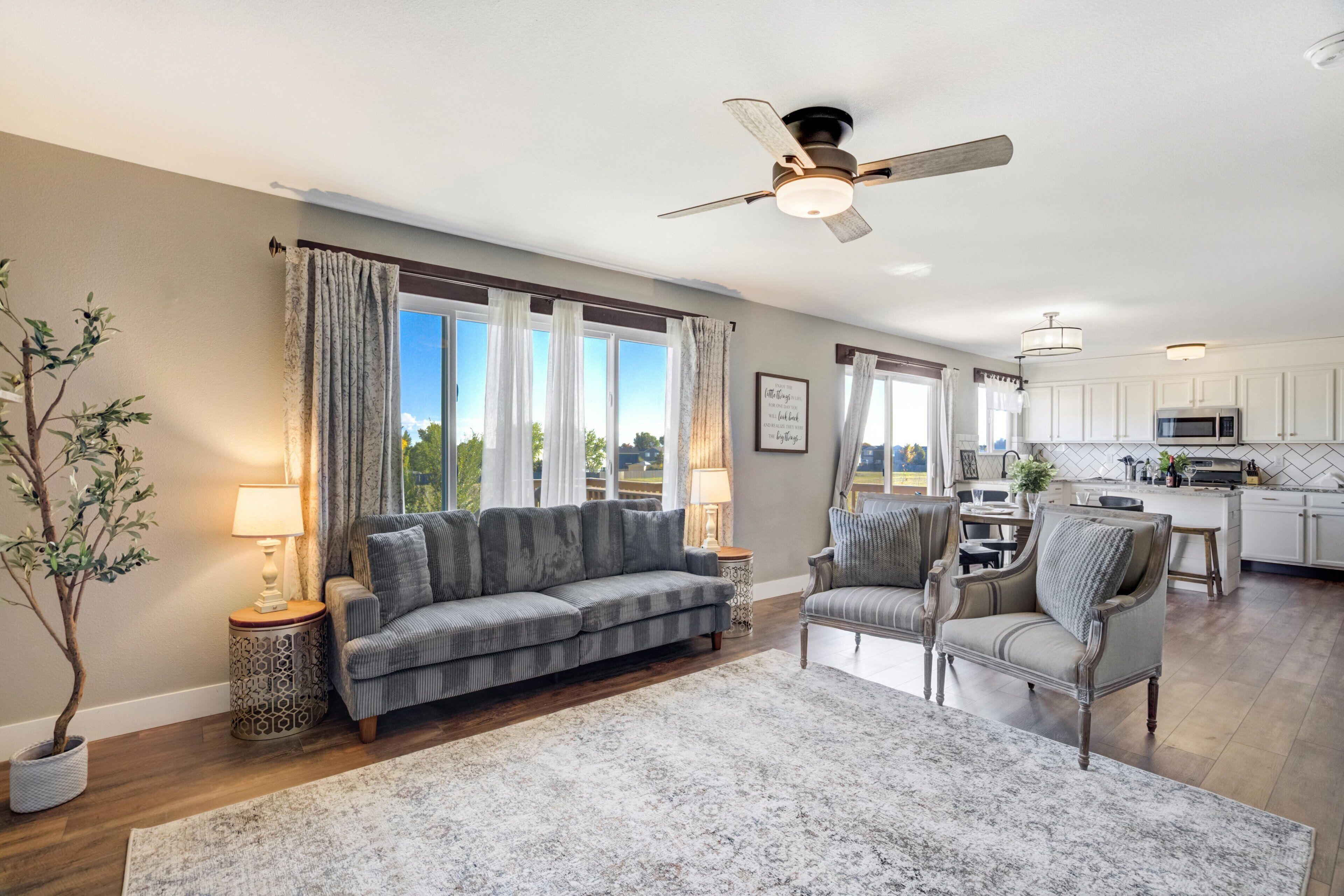 Smart-TV, peis, fotballspill og bøker