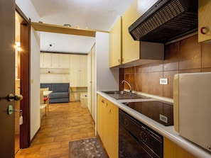Oven